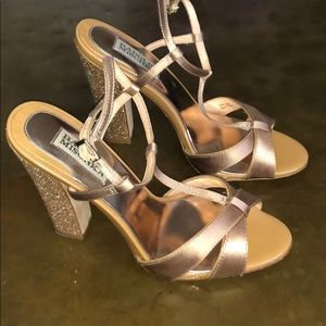 WORN ONCE Badgley Mischka heels
